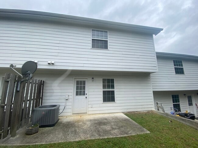 1114 Maple Tree Ln, Unit 1114 Maple Tree in Chattanooga, TN - Building Photo - Building Photo