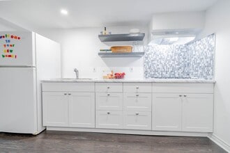 16 Ridgeview Ave in St Catharines, ON - Building Photo - Building Photo