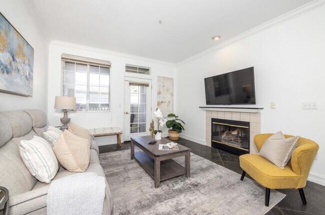 2309 Hastings Shore Ln in Redwood City, CA - Building Photo - Building Photo