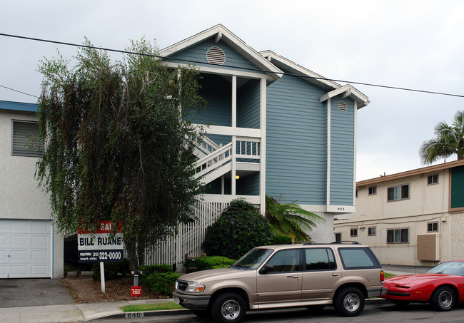 642 W Imperial Ave in El Segundo, CA - Building Photo - Building Photo