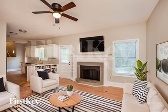 4781 Meadowlark Dr SE, Unit 206 in Conyers, GA - Foto de edificio - Building Photo