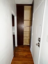 1845 N Gramercy Pl in Los Angeles, CA - Building Photo - Building Photo