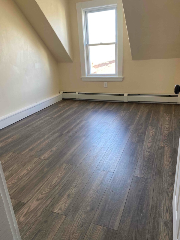 325 Waldo St in Rumford, ME - Building Photo - Building Photo