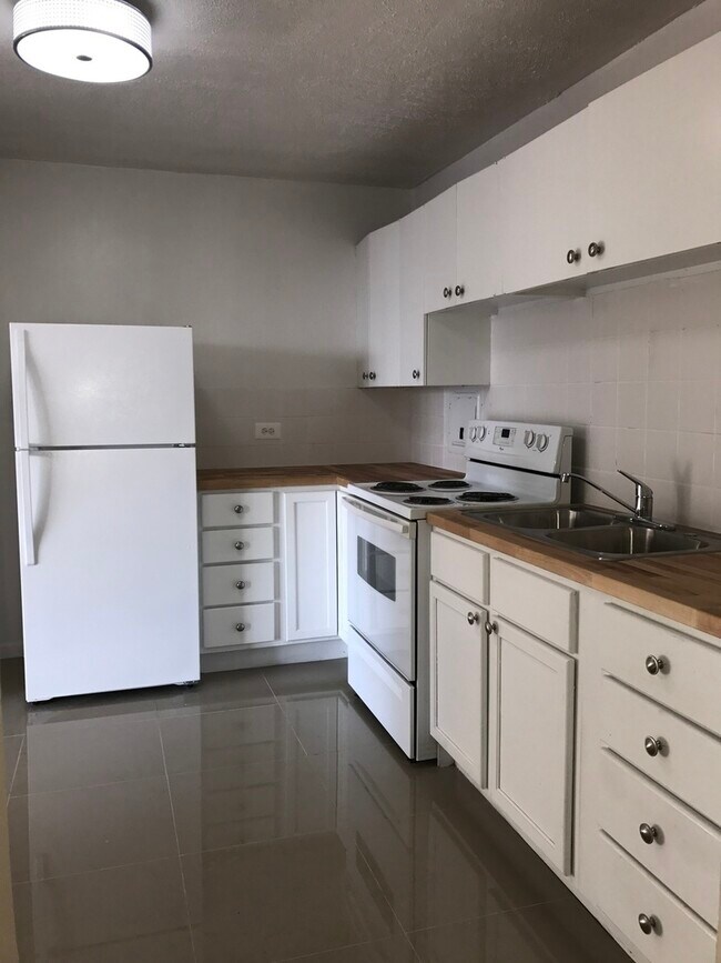 5817 N Kenmore Ave in Chicago, IL - Building Photo - Building Photo