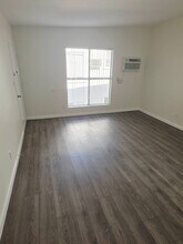 124 N Brighton St in Burbank, CA - Building Photo - Building Photo