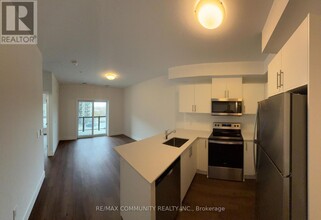 1000-1000 Lackner Blvd in Kitchener, ON - Building Photo - Building Photo