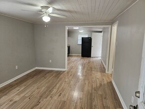 21244 Esterbrook Rd in Ponchatoula, LA - Building Photo - Building Photo