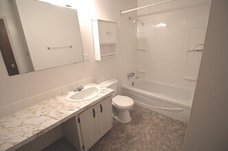 54 Allanbrooke Dr in Yorkton, SK - Building Photo - Building Photo