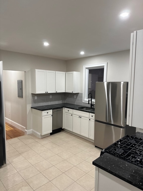 property at 7 Elm St