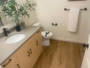 4337 N Waltz Ln in Garden City, ID - Building Photo - Building Photo