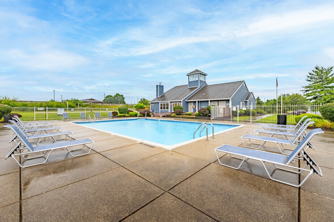 Chesapeake Landing in Centerville, OH - Foto de edificio