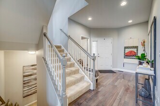 201 Dorset Ave in Oswego, IL - Building Photo - Building Photo