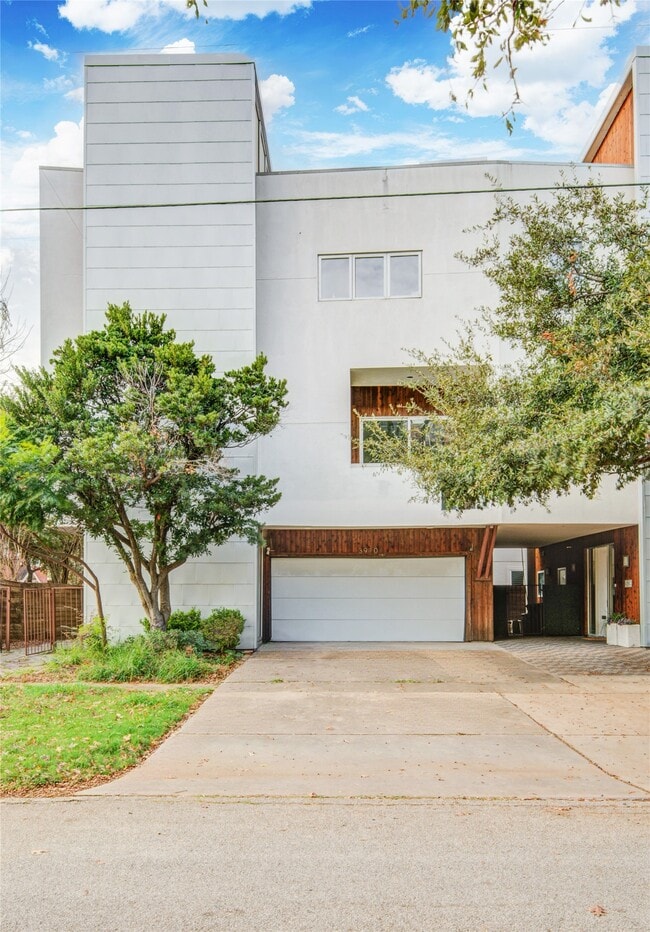 property at 3910 Austin St