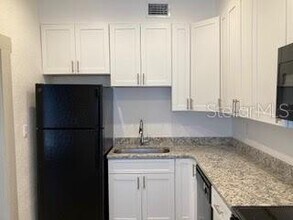735 Ave A SW, Unit C in Winter Haven, FL - Building Photo - Building Photo