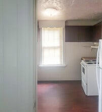 142 Windsor Ave in Colonial Heights, VA - Building Photo - Building Photo