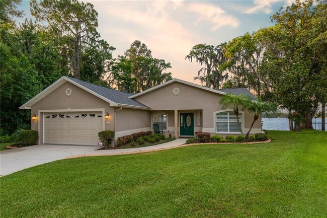 17527 Canal Shores Dr in Odessa, FL - Building Photo - Building Photo