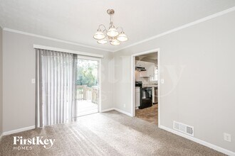 939 Ray Dr in Conyers, GA - Foto de edificio - Building Photo