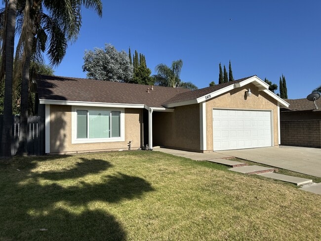 2419 S Cucamonga Ave in Ontario, CA - Building Photo - Building Photo