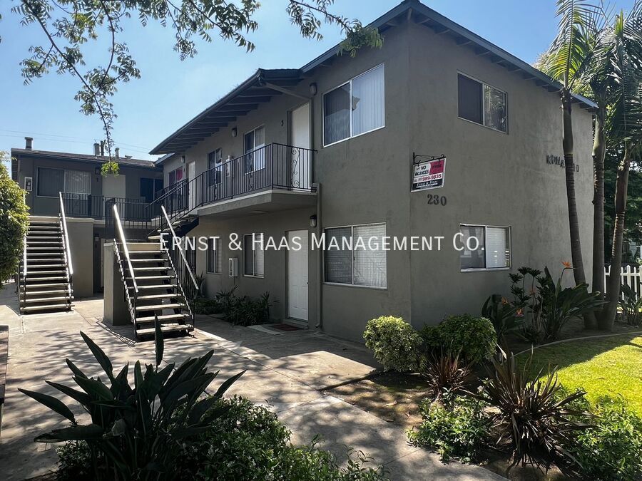 230 E Hullett St in Long Beach, CA - Building Photo