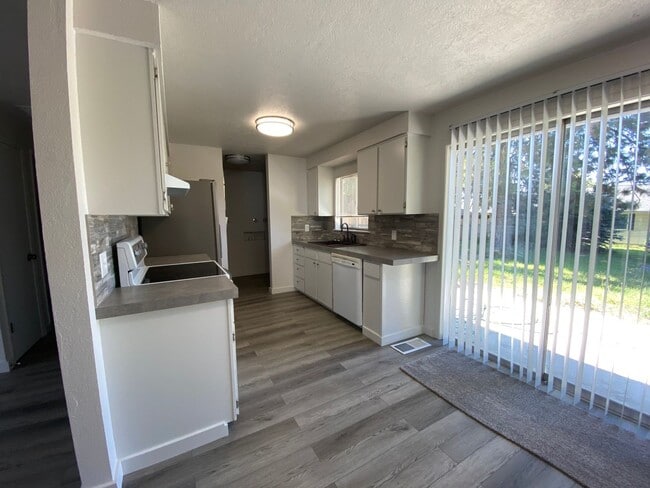 249 McAuliffe Ave in Emmett, ID - Building Photo - Building Photo