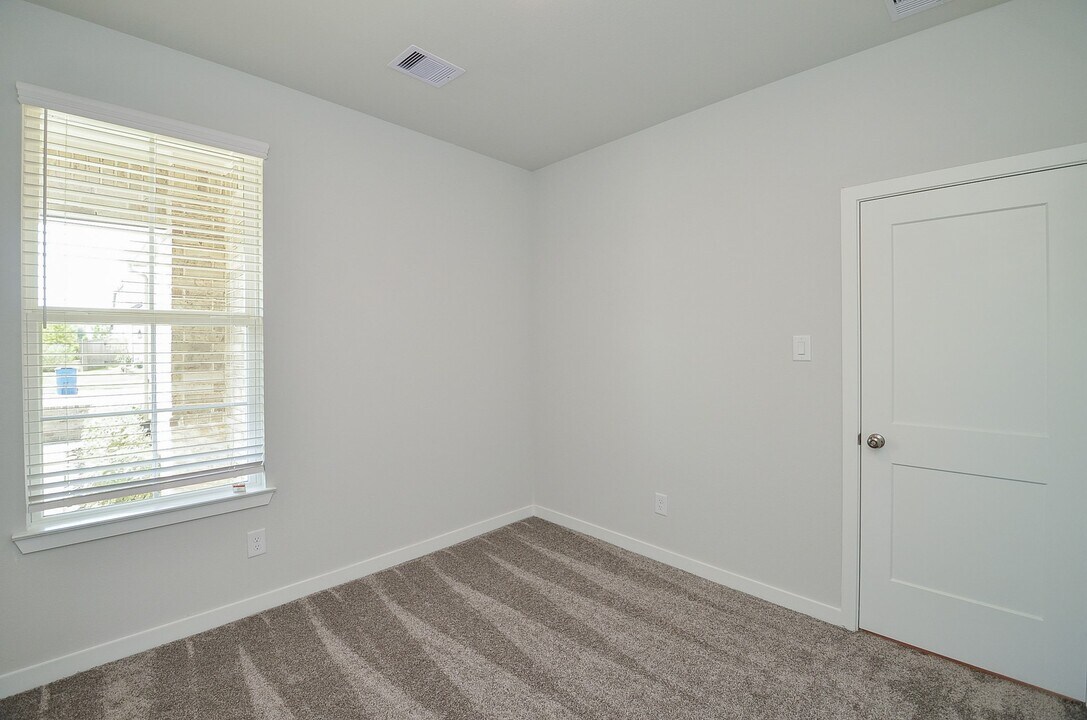 21102 Armstrong County Dr in Cypress, TX - Building Photo