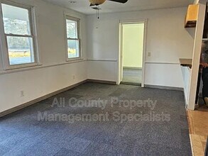 1301 Pineview Dr in Columbia, SC - Building Photo - Building Photo