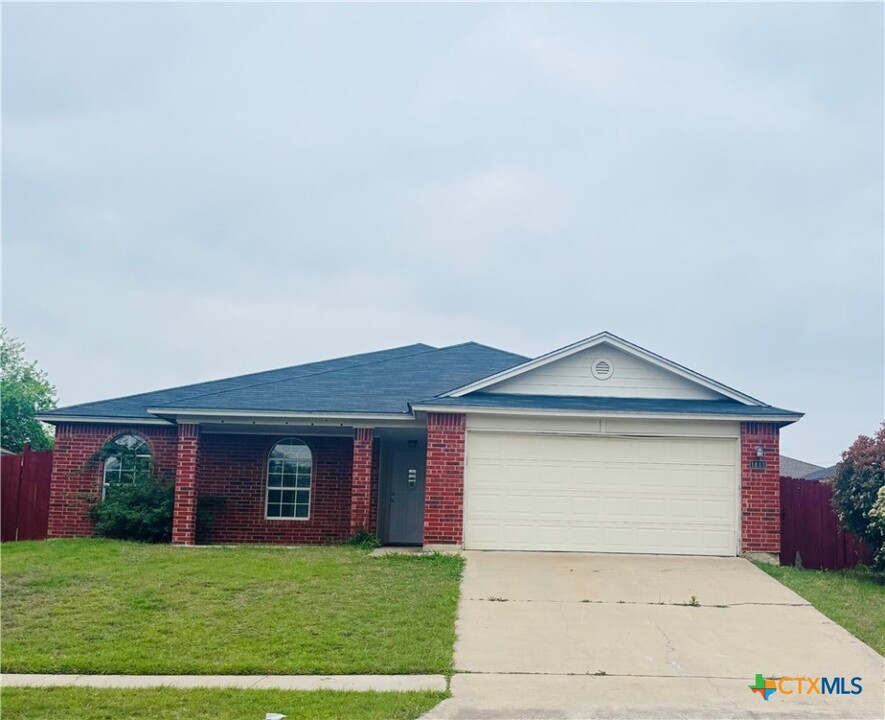 1411 Saddle Dr in Killeen, TX - Building Photo