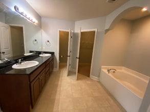 215 CR - 2170 in Phenix City, AL - Foto de edificio - Building Photo