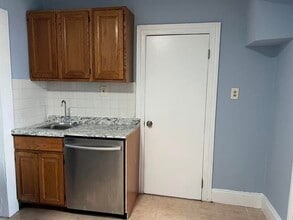 107 Hancock Ave in Jersey City, NJ - Building Photo - Building Photo