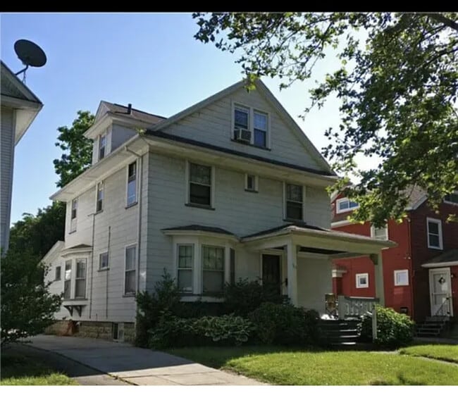 515 Humboldt St