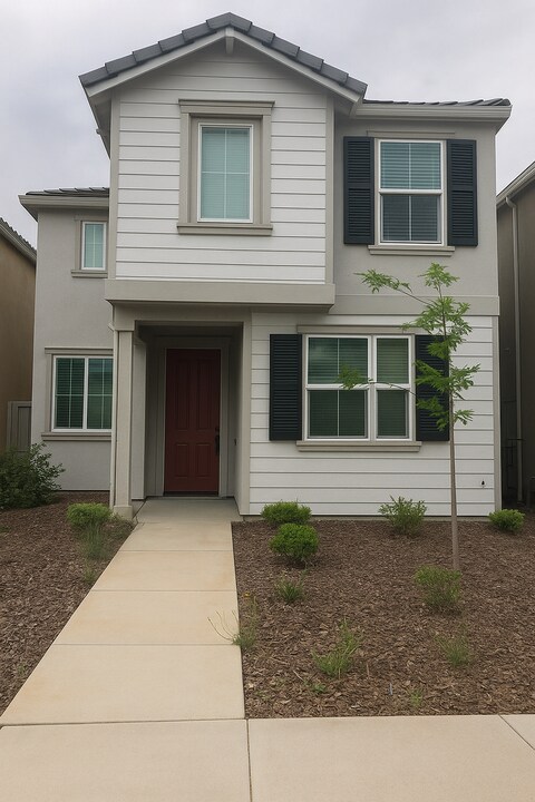 11018 International Dr in Rancho Cordova, CA - Building Photo