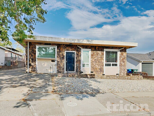 573 Laurel St in Vallejo, CA - Building Photo - Building Photo