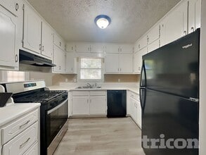 60 Beaverdam Ct in Covington, GA - Building Photo - Building Photo