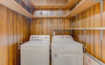 1620 Sterling Dr in Memphis, TN - Building Photo - Building Photo