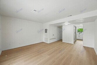 824 Wildwood Ln in Grapevine, TX - Foto de edificio - Building Photo