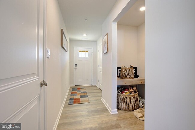 134 Charming Frst Ave in La Plata, MD - Building Photo - Building Photo