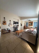 9804 Casa Del Sol Dr in Bakersfield, CA - Building Photo - Building Photo