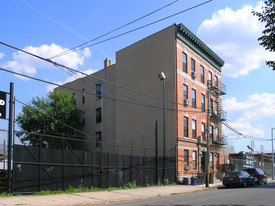 Crotona Park Cluster Apartments