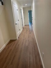 2047 W Corvina Ave in Visalia, CA - Building Photo - Building Photo