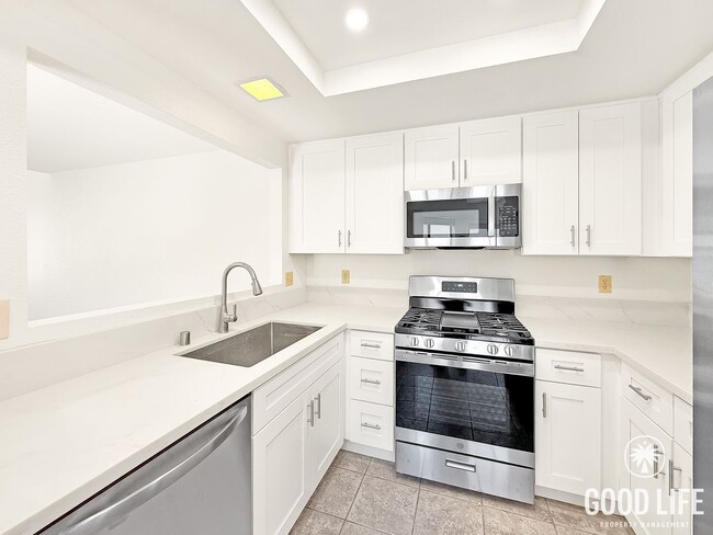 3674 Fallon Cir in San Diego, CA - Building Photo - Building Photo