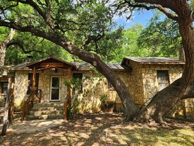 19614 Grey Forest Dr in Helotes, TX - Building Photo