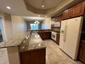 7710 Lake Vista Ct in Lakewood Ranch, FL - Building Photo - Building Photo