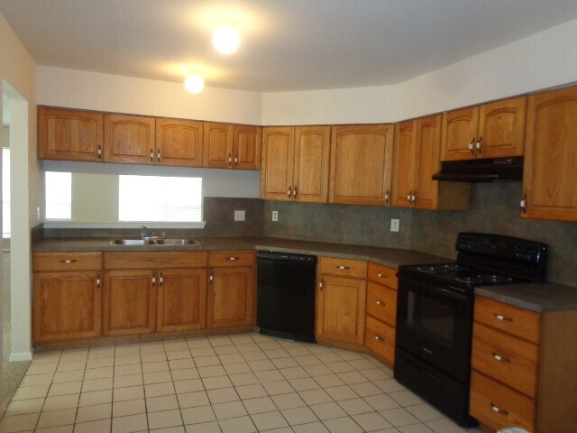 8402 Lone Bridge Ln in Humble, TX - Building Photo - Building Photo