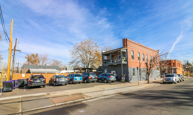 Elati Street Apartments in Denver, CO - Building Photo - Other