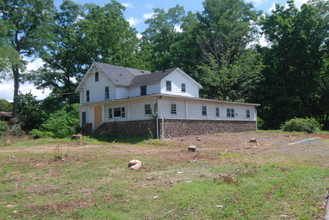 372 N Main St in Spring Valley, NY - Building Photo - Building Photo