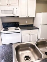 2427 E 55th Pl in Tulsa, OK - Building Photo - Building Photo