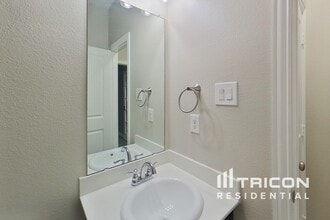 224 Iron Ore Trail in Fort Worth, TX - Building Photo - Building Photo