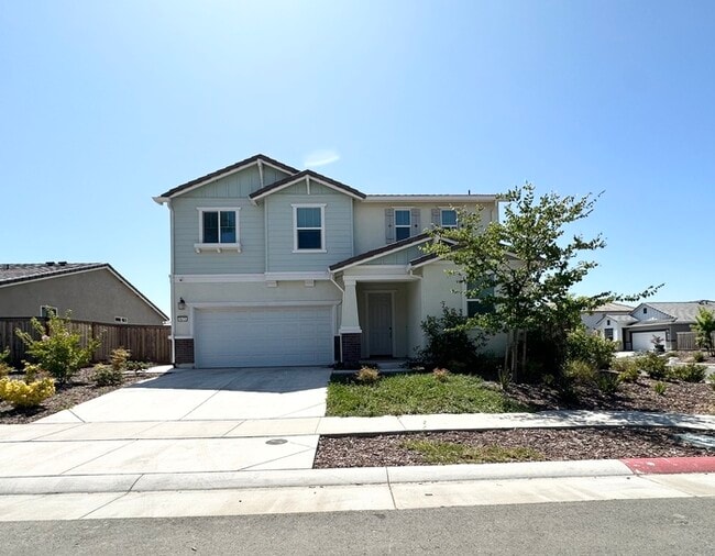 property at 9675 Mirabelle St