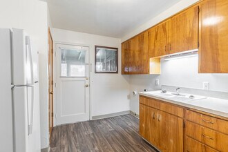 Stoneway Apartments in Salem, OR - Foto de edificio - Interior Photo