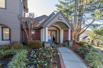 Landmark at Wynton Pointe in Nashville, TN - Building Photo - Building Photo